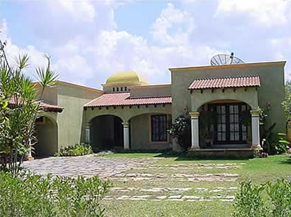 Casa en Venta en el Club de Golf La Ceiba de Mérida, Yucatán, México |  Bienes Raices Merida